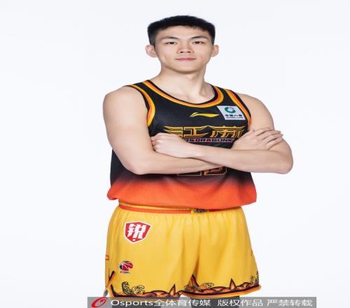 里夫斯,分新高,主场力克步,皇冠体育会员登录入口,皇冠体育官网,皇冠体育